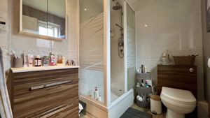 Photo 21- click for photo gallery